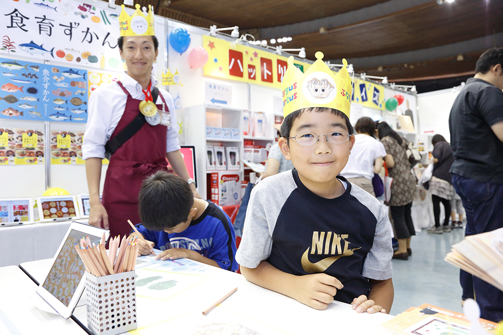 第９回 食育推進全国大会「しあわせ信州 食育フェスタ2014」が長野県長野市のエムウェーブで6月21日(土)22日(日)の二日間開催され、27,200人がご来場されました。