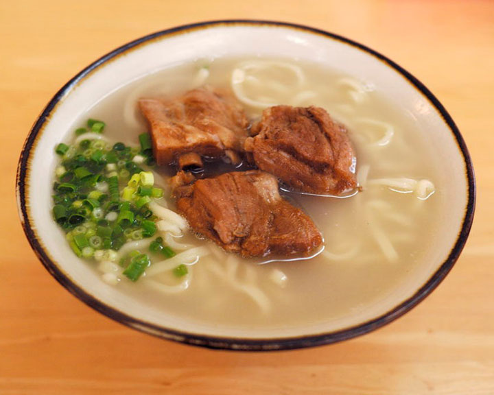 鳴き声以外は食べる?!沖縄の豚肉料理